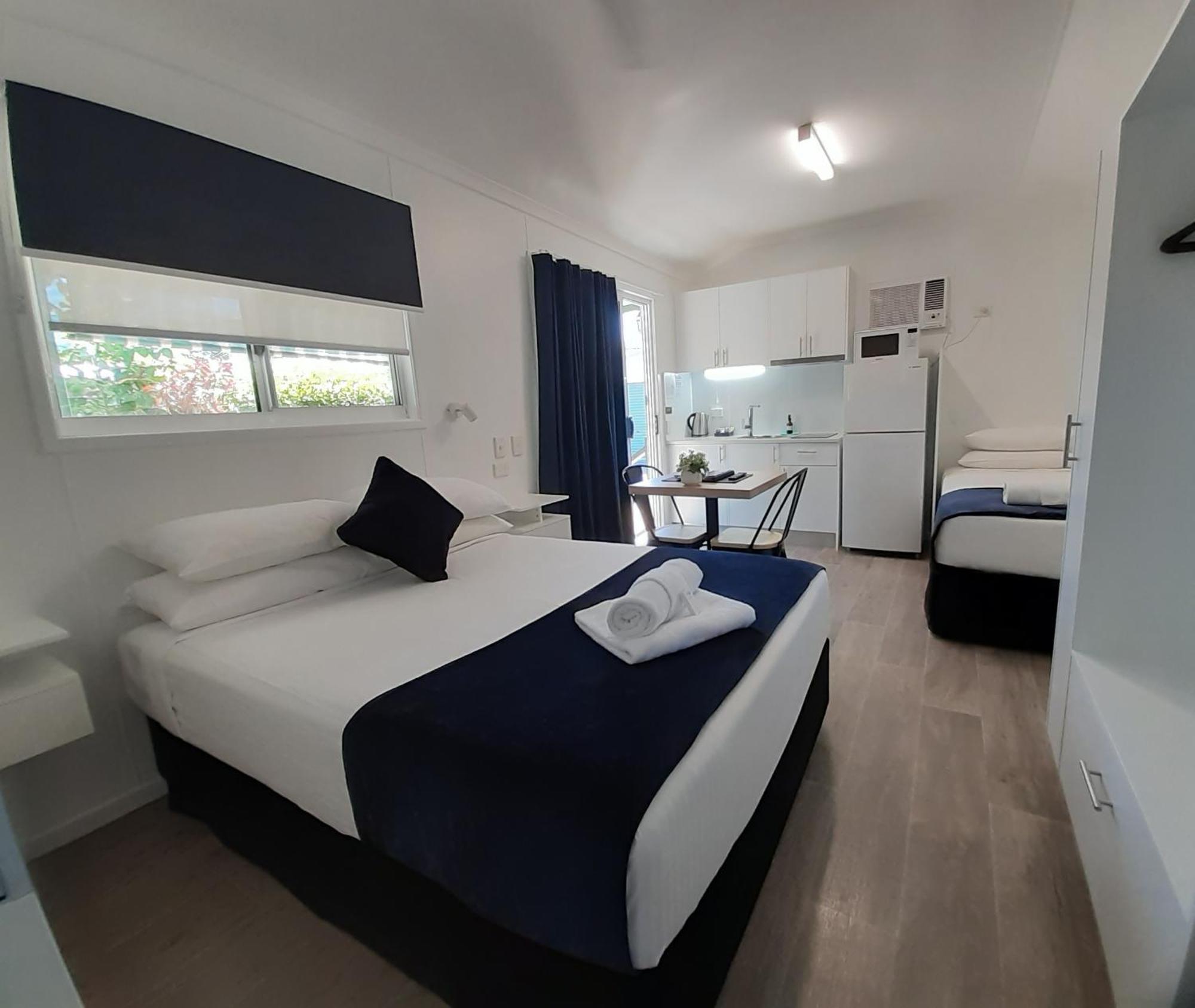 Queens Tourist Village Resort 4*